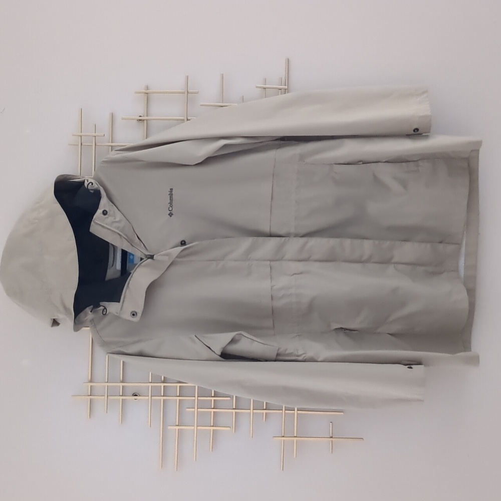 Columbia Raincoat